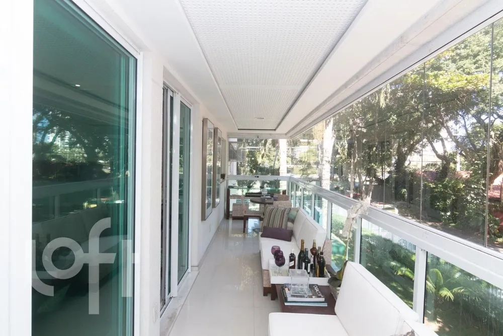 Apartamento, 3 quartos, 147 m² - Foto 1