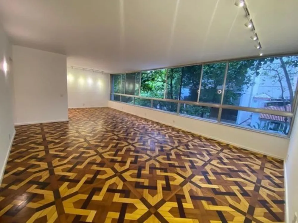 Apartamento, 3 quartos, 133 m² - Foto 1