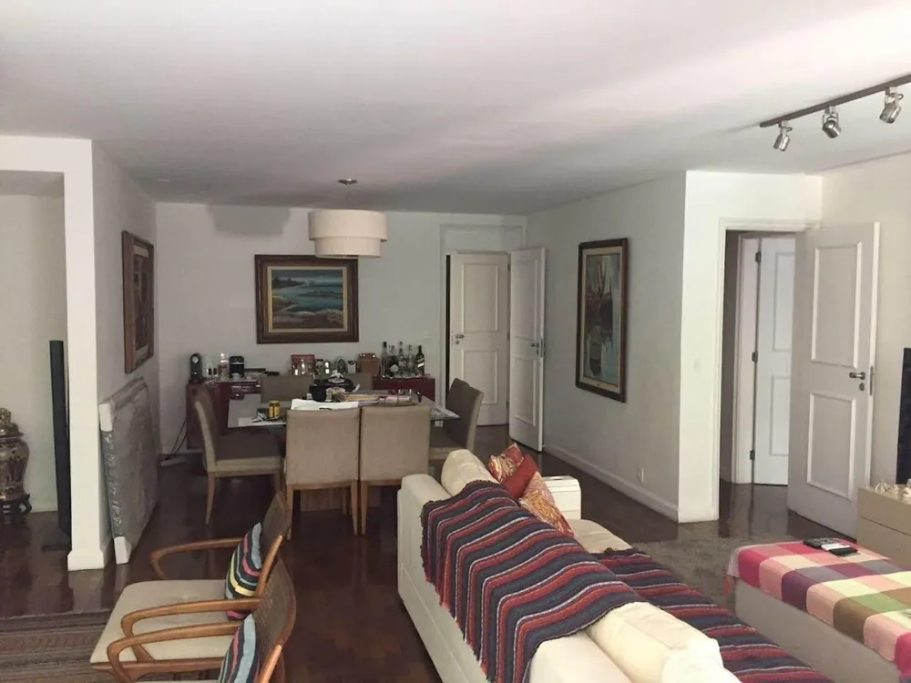Apartamento, 3 quartos, 190 m² - Foto 2