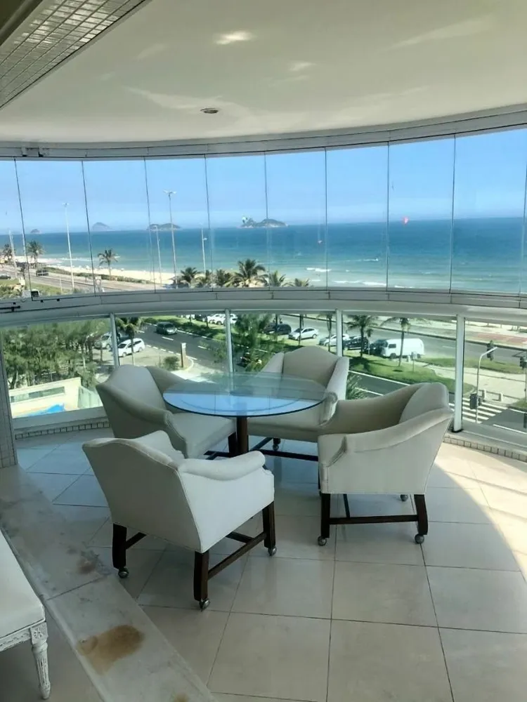Apartamento, 3 quartos, 160 m² - Foto 1