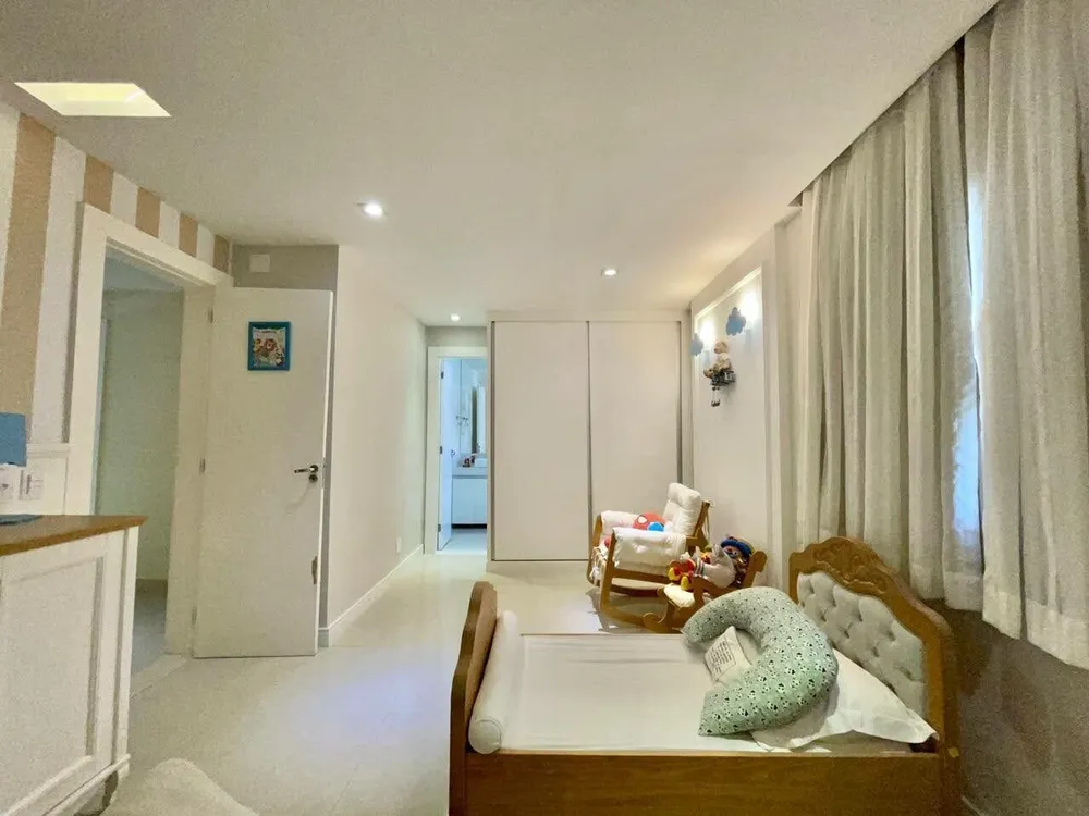 Casa, 4 quartos, 250 m² - Foto 1