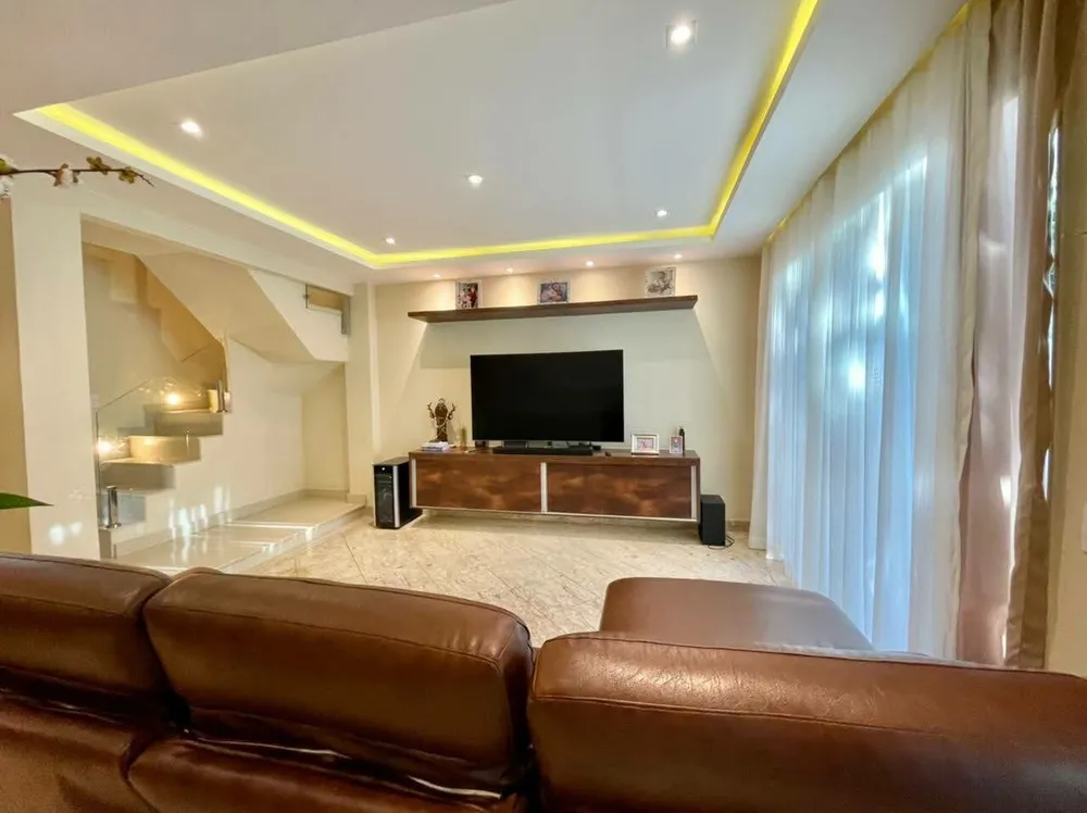 Casa, 4 quartos, 250 m² - Foto 11