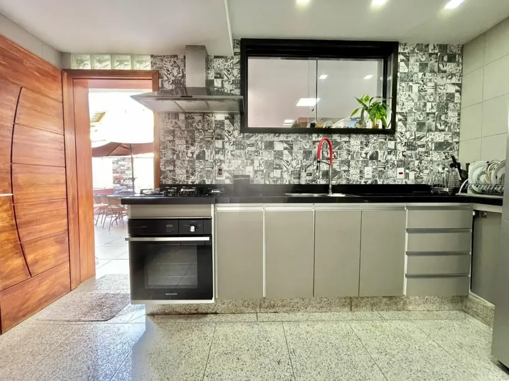 Casa, 4 quartos, 250 m² - Foto 20