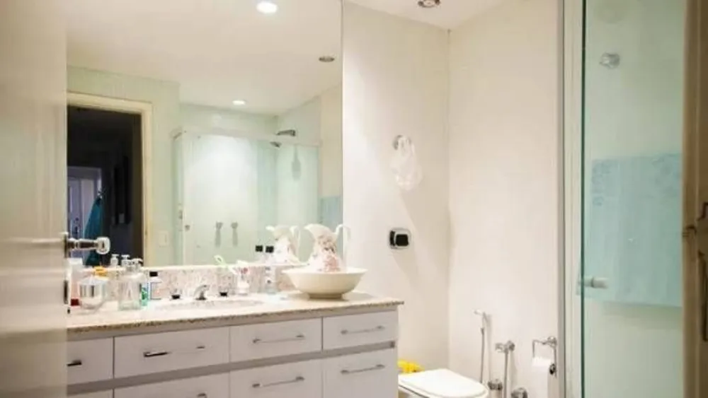 Apartamento, 3 quartos, 140 m² - Foto 2