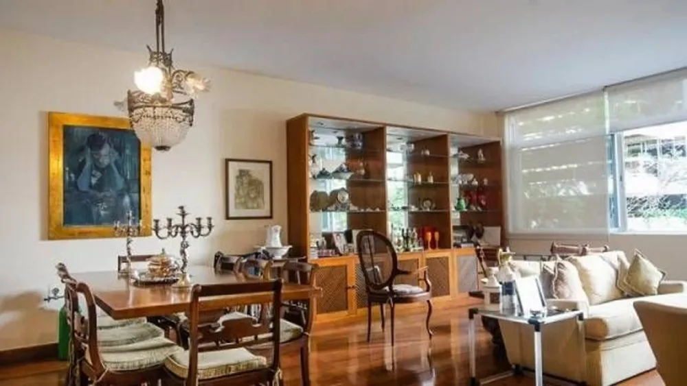 Apartamento, 3 quartos, 140 m² - Foto 1