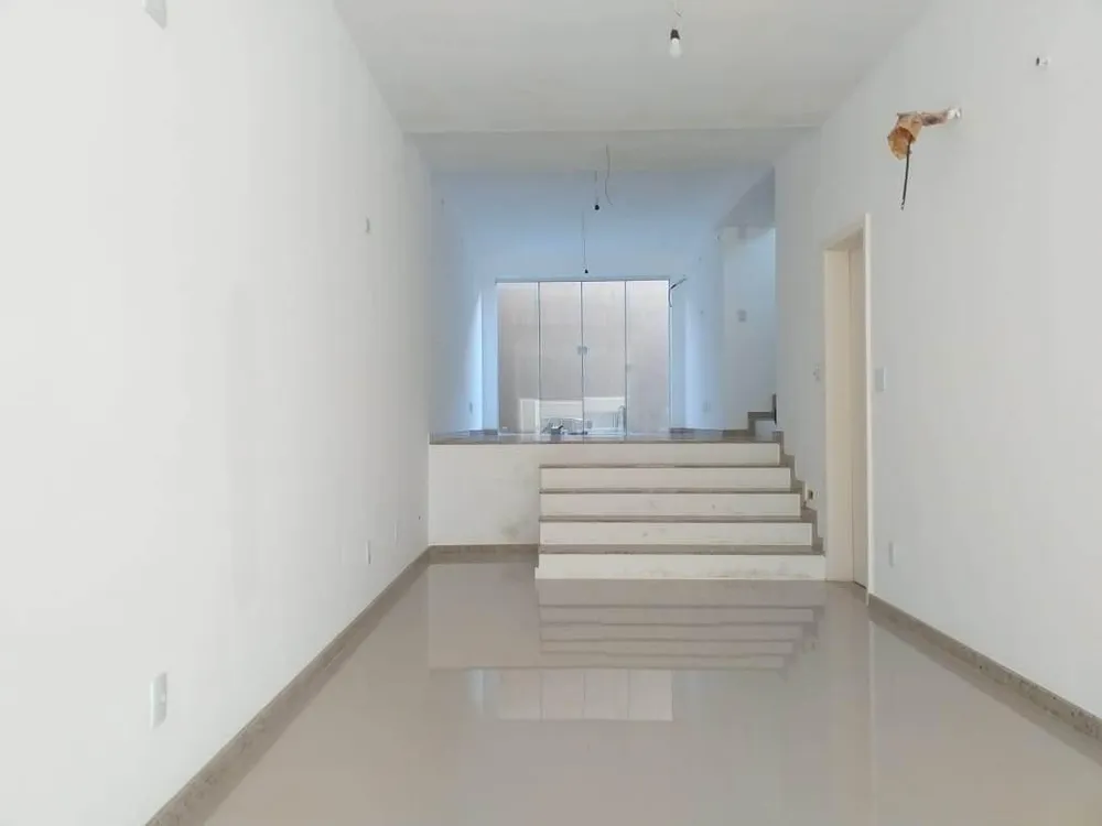 Casa, 3 quartos, 420 m² - Foto 3