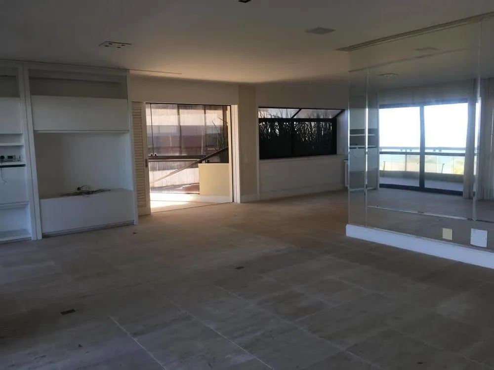 Apartamento, 3 quartos, 350 m² - Foto 2