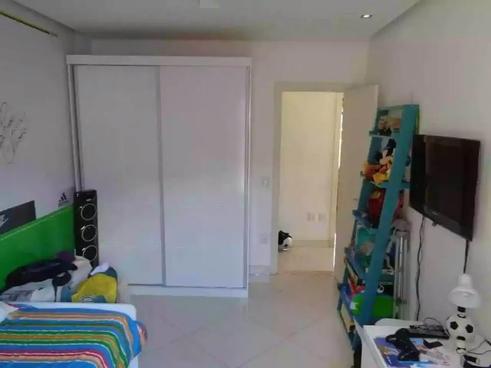 Casa, 3 quartos, 242 m² - Foto 9
