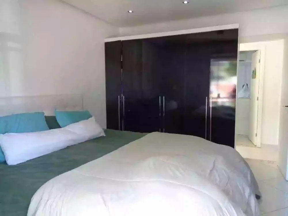 Casa, 3 quartos, 242 m² - Foto 6