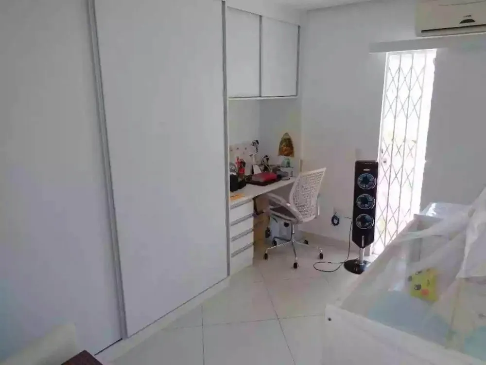 Casa, 3 quartos, 242 m² - Foto 10