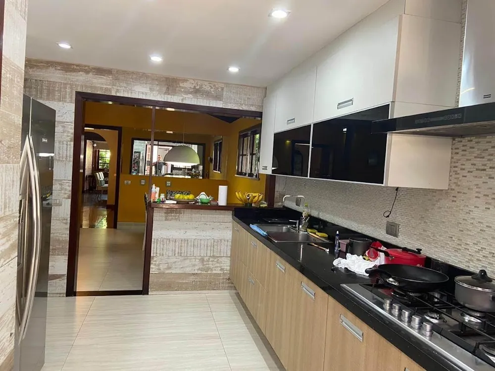 Casa, 5 quartos, 1000 m² - Foto 1