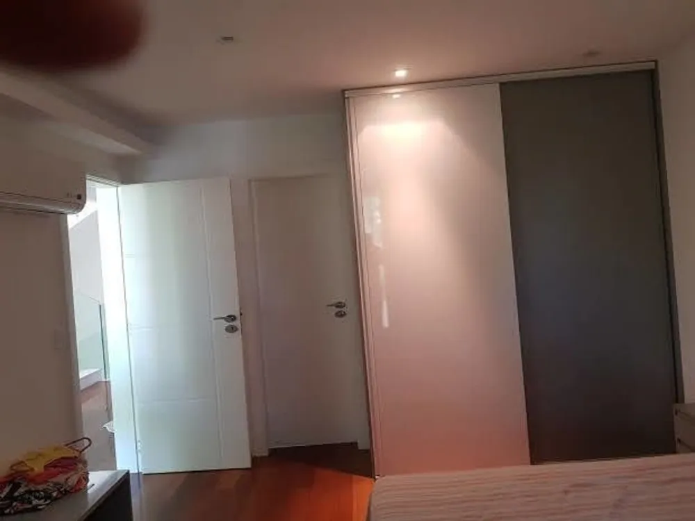 Casa, 4 quartos, 975 m² - Foto 1