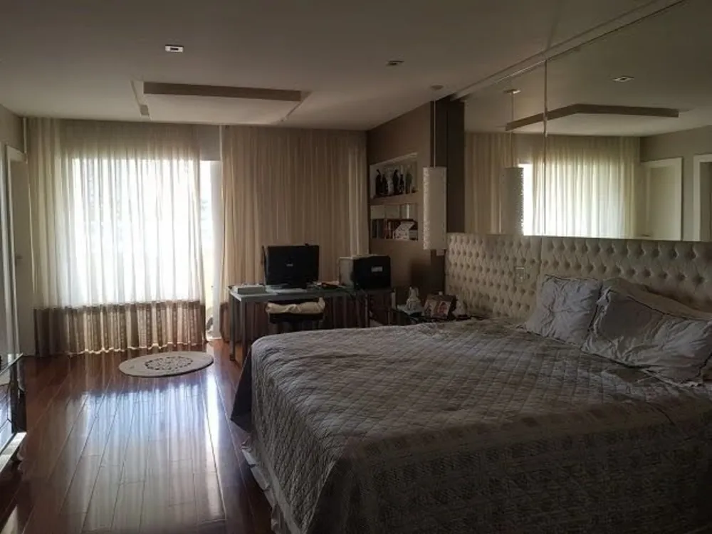 Casa, 4 quartos, 975 m² - Foto 22