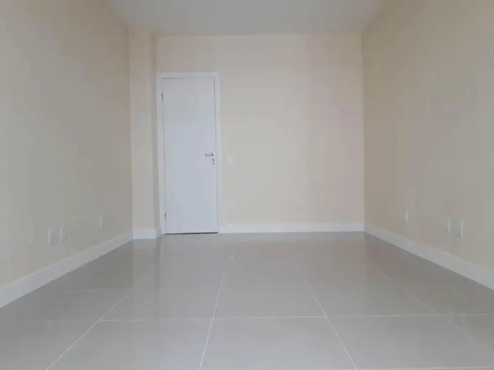 Apartamento, 3 quartos, 140 m² - Foto 4