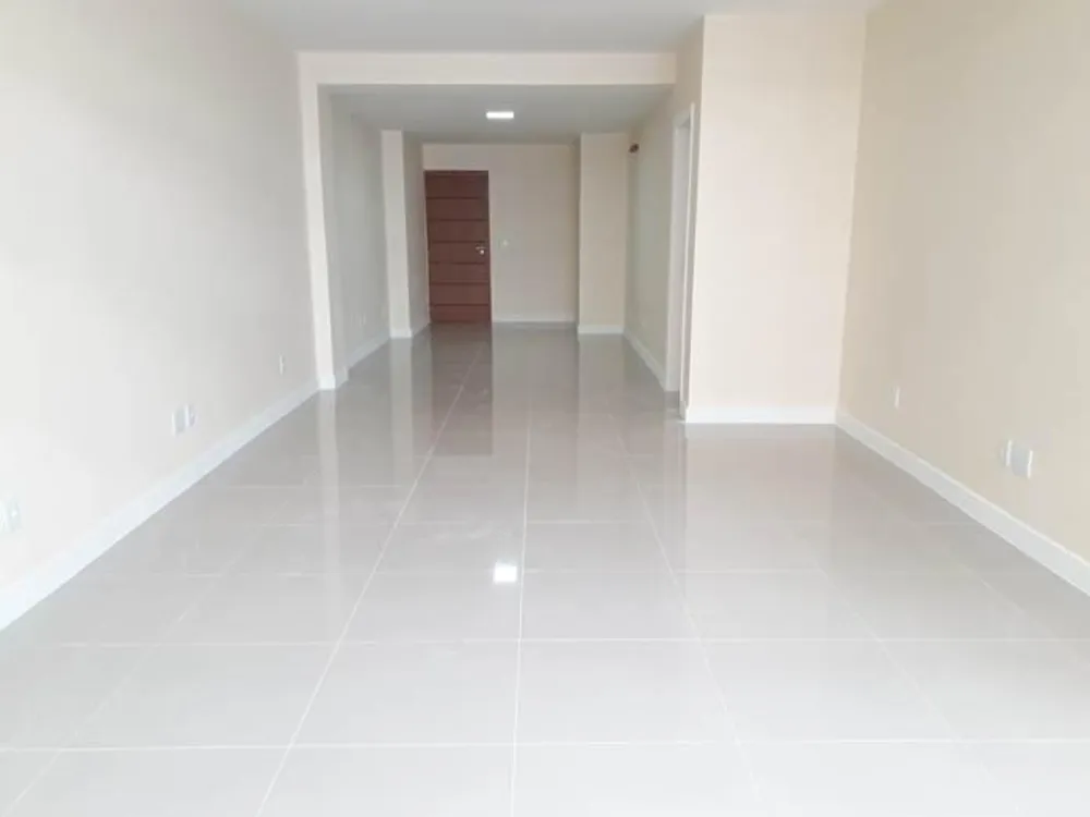 Apartamento, 3 quartos, 140 m² - Foto 2