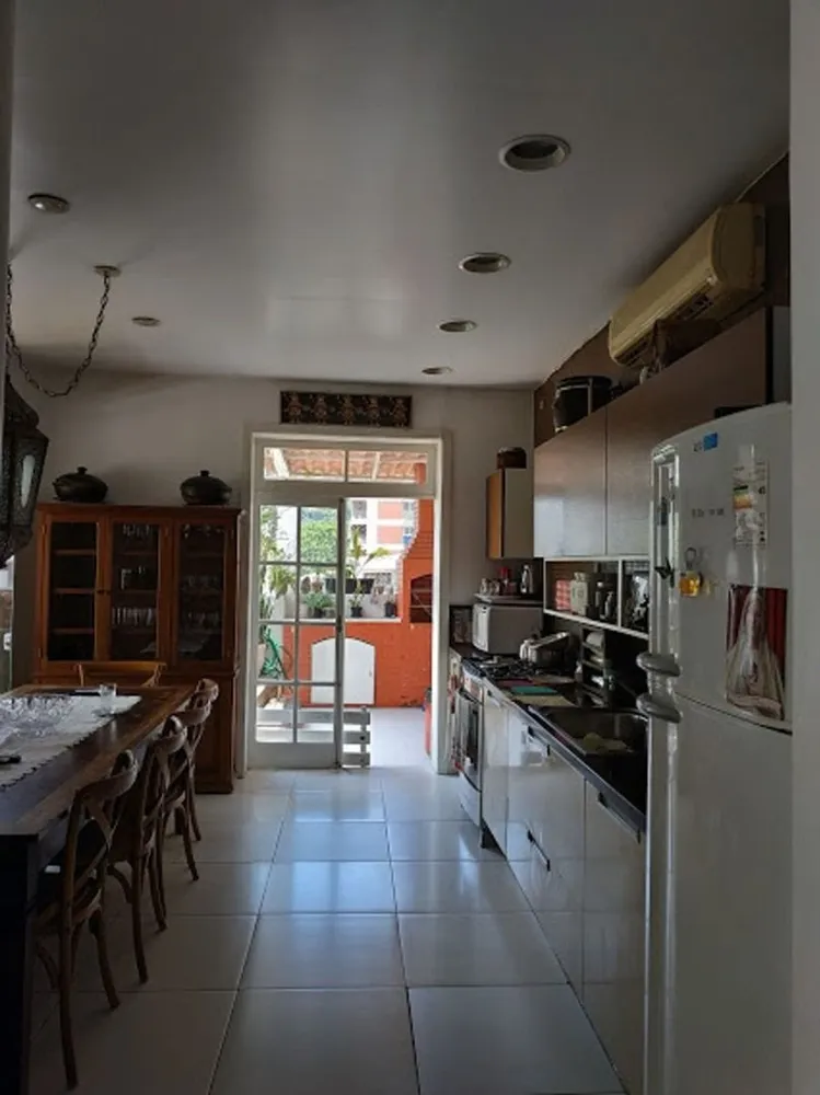Cobertura, 3 quartos, 240 m² - Foto 12