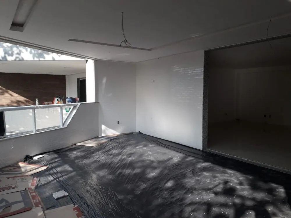 Apartamento, 3 quartos, 140 m² - Foto 1