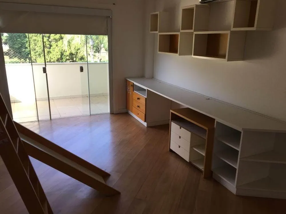 Casa, 4 quartos, 1058 m² - Foto 1