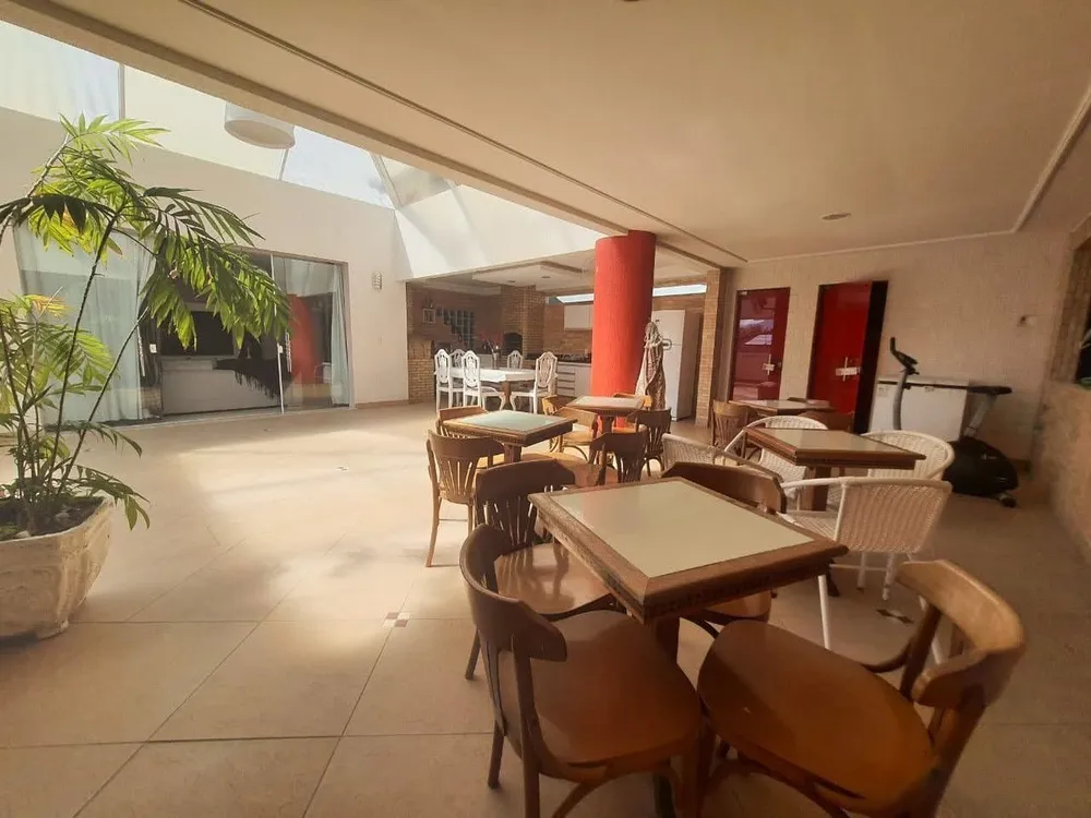 Casa, 4 quartos, 553 m² - Foto 3