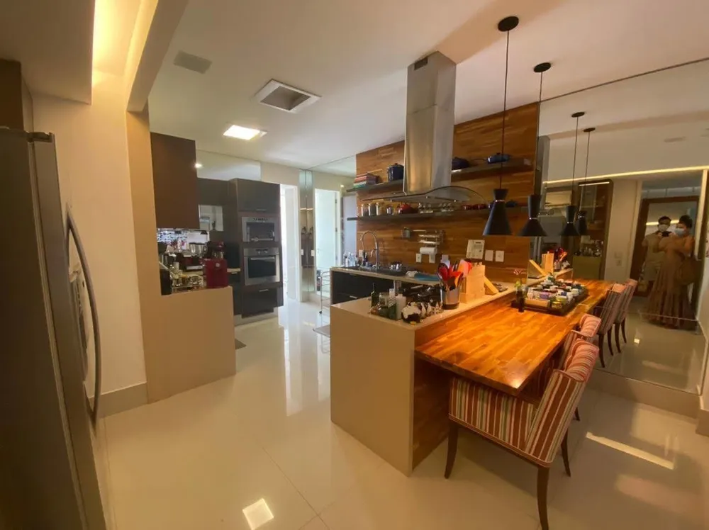 Apartamento, 3 quartos, 250 m² - Foto 4