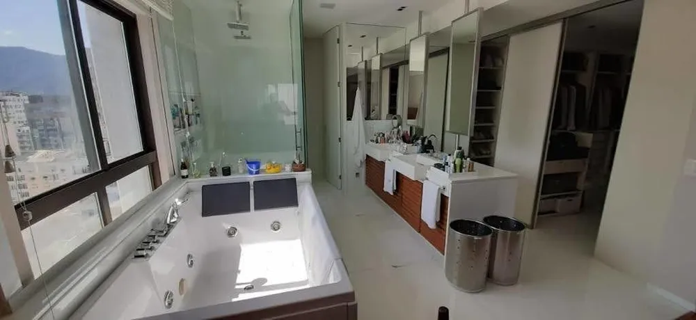 Apartamento, 3 quartos, 250 m² - Foto 10