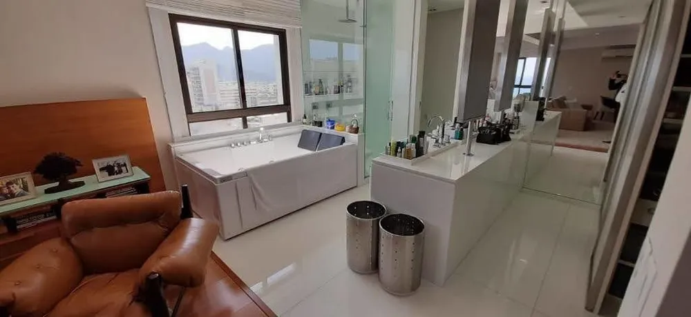 Apartamento, 3 quartos, 250 m² - Foto 9