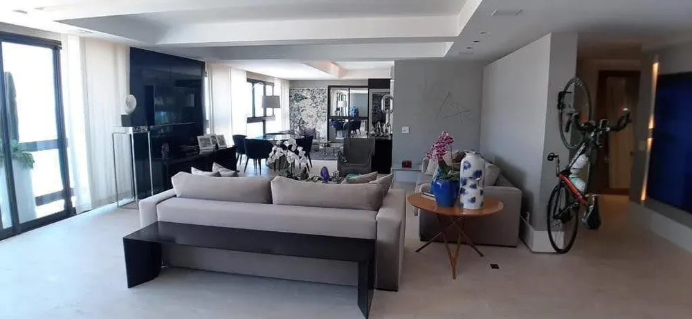 Apartamento, 3 quartos, 250 m² - Foto 18