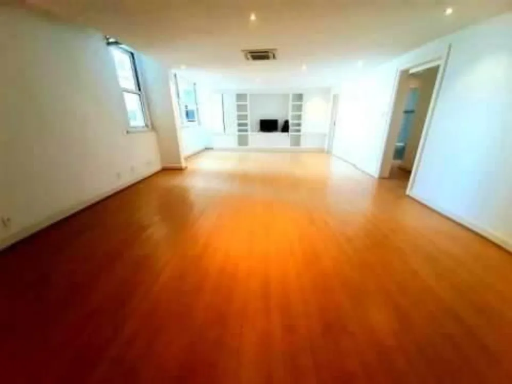 Apartamento, 3 quartos, 150 m² - Foto 1