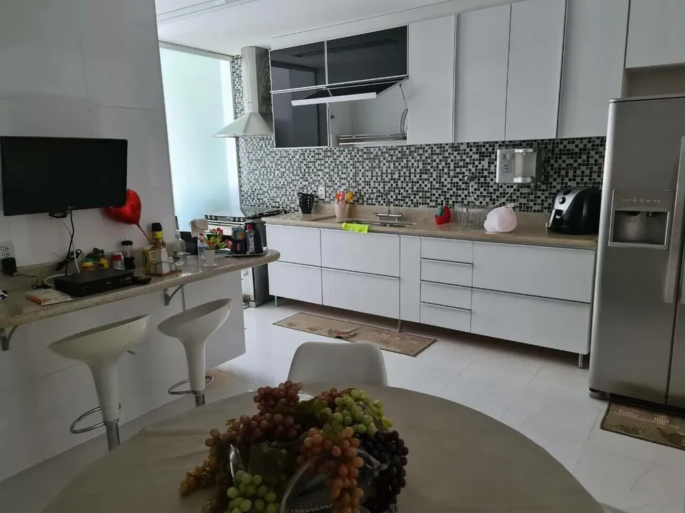 Apartamento, 3 quartos, 176 m² - Foto 10
