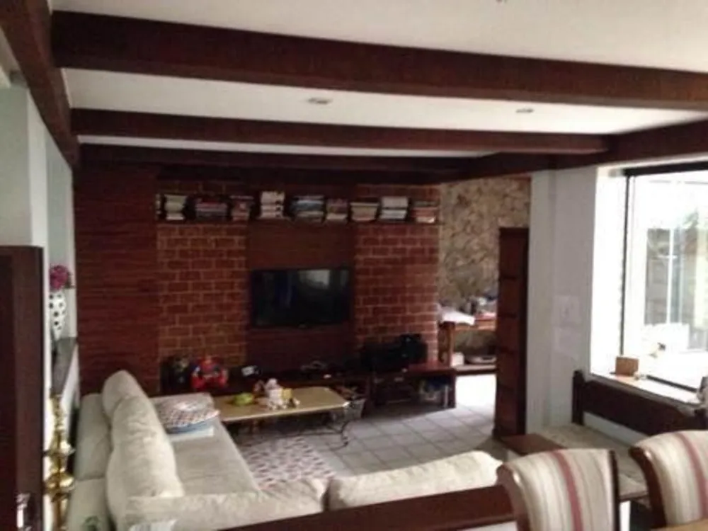 Casa, 4 quartos, 250 m² - Foto 4