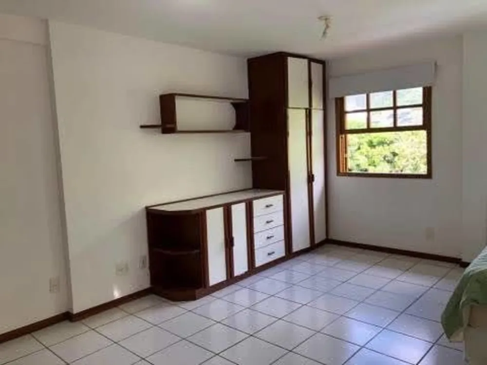 Casa, 4 quartos, 350 m² - Foto 2