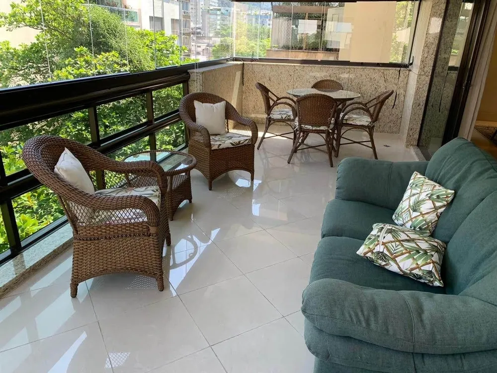 Apartamento, 4 quartos, 200 m² - Foto 1
