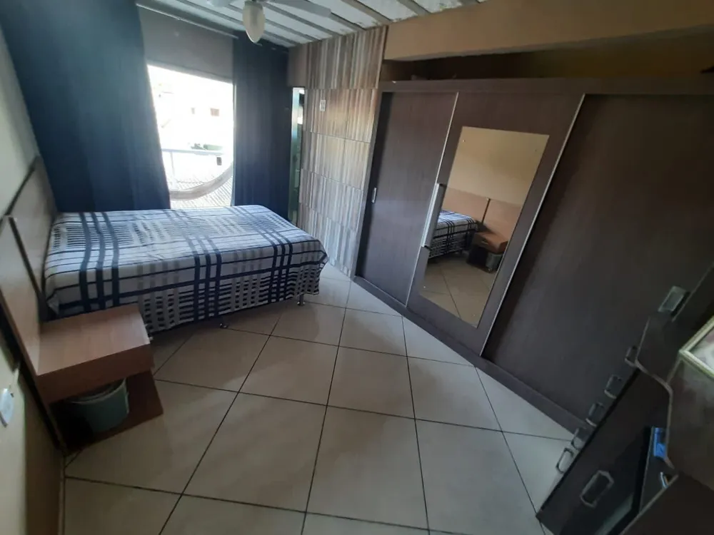 Casa, 3 quartos, 200 m² - Foto 4