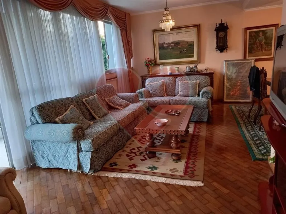 Apartamento, 3 quartos, 130 m² - Foto 1