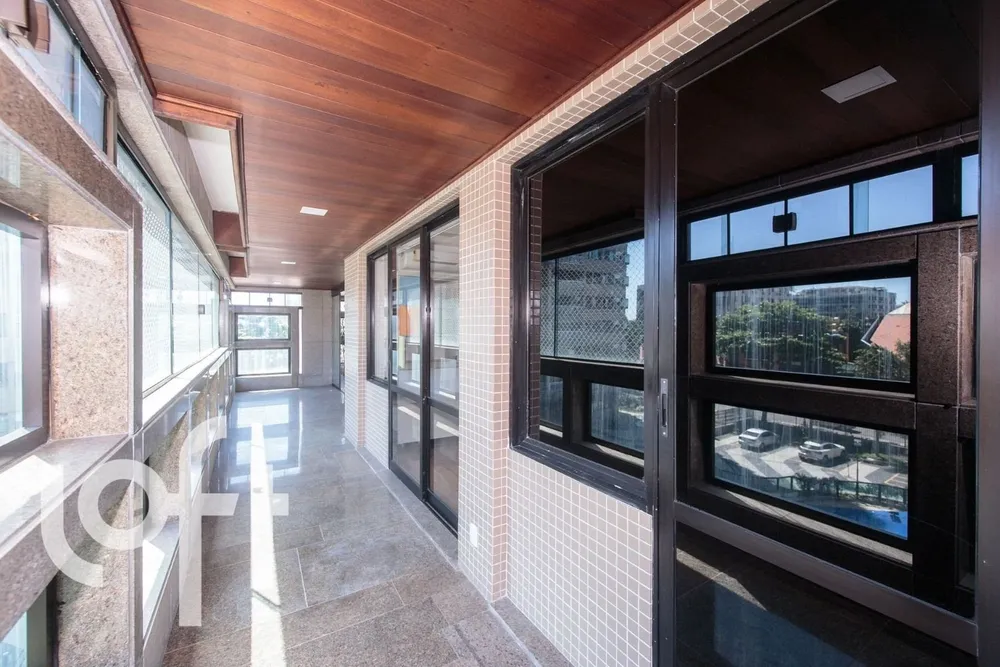 Apartamento, 4 quartos, 215 m² - Foto 15
