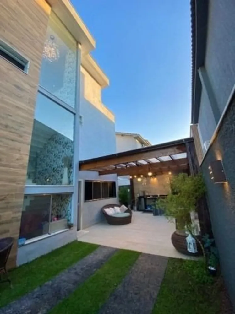 Casa, 3 quartos, 340 m² - Foto 1