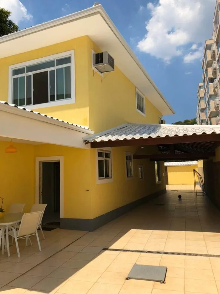 Casa, 3 quartos, 250 m² - Foto 1