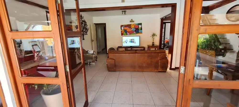 Casa, 4 quartos, 227 m² - Foto 4
