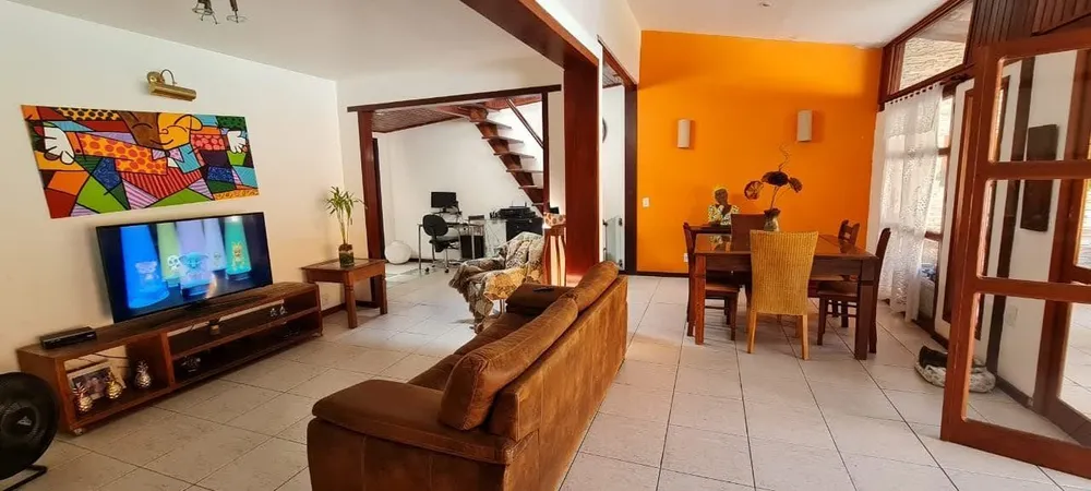 Casa, 4 quartos, 227 m² - Foto 2