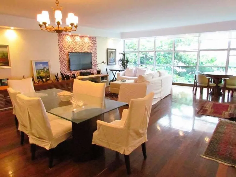 Apartamento, 3 quartos, 210 m² - Foto 1