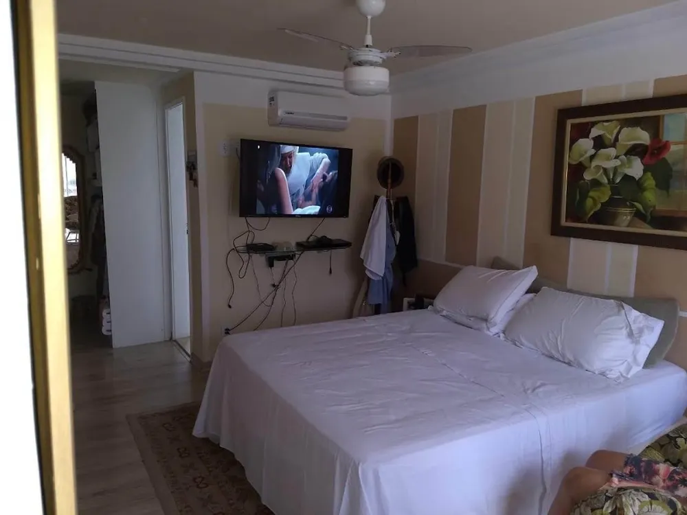 Cobertura, 3 quartos, 214 m² - Foto 4