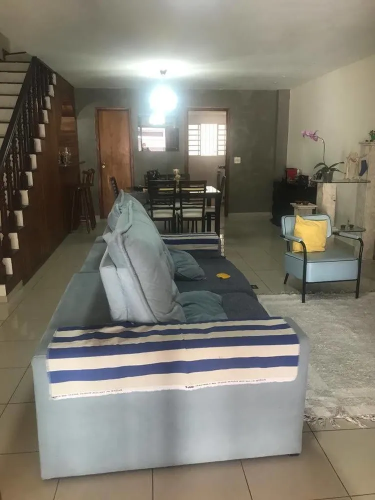 Casa, 4 quartos, 206 m² - Foto 4