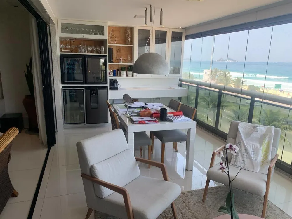 Apartamento, 4 quartos, 230 m² - Foto 1