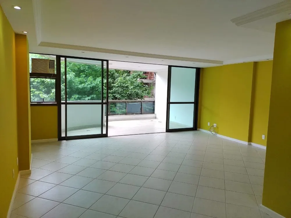 Apartamento, 3 quartos, 140 m² - Foto 1