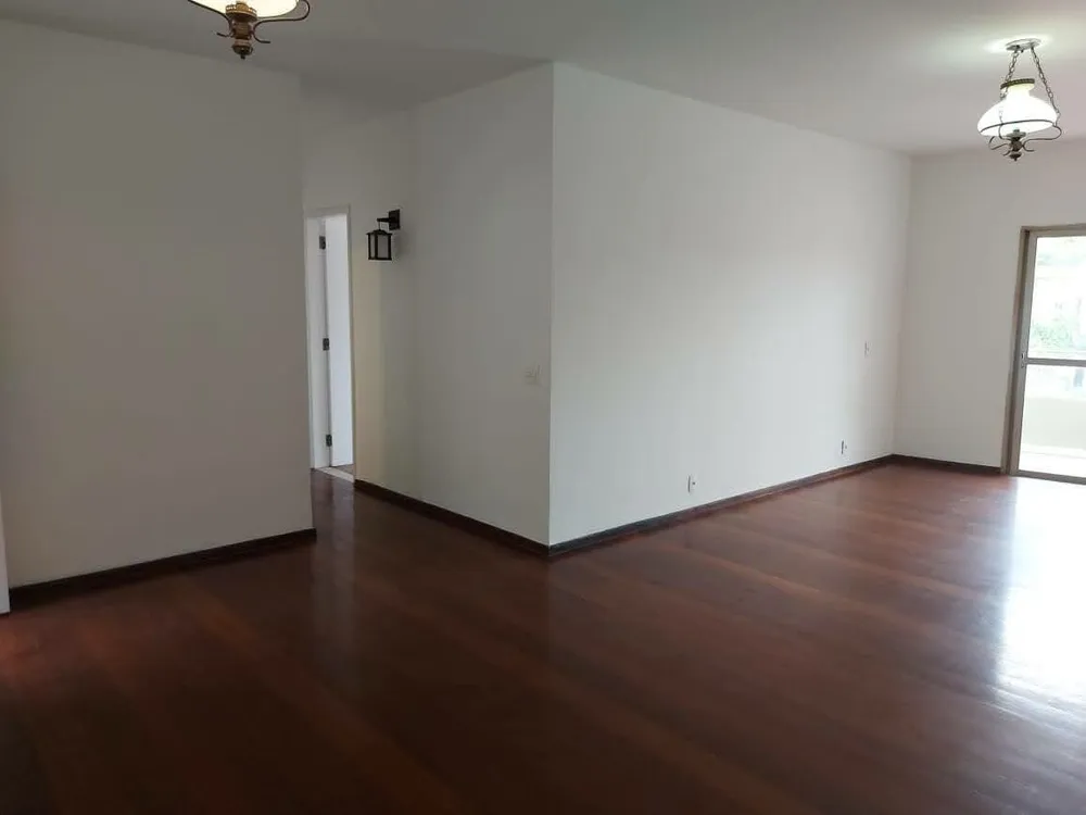 Apartamento, 3 quartos, 130 m² - Foto 2