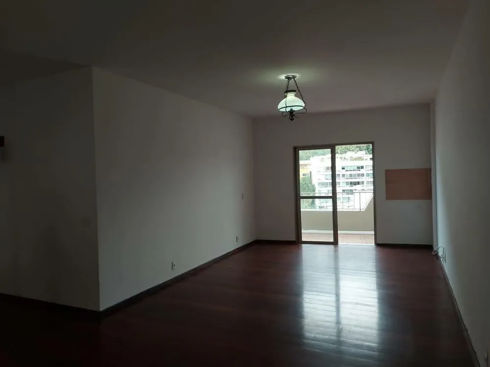 Apartamento, 3 quartos, 130 m² - Foto 1