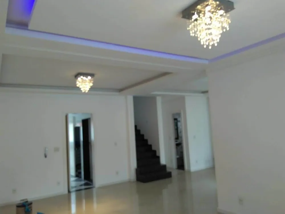 Casa, 4 quartos, 272 m² - Foto 4