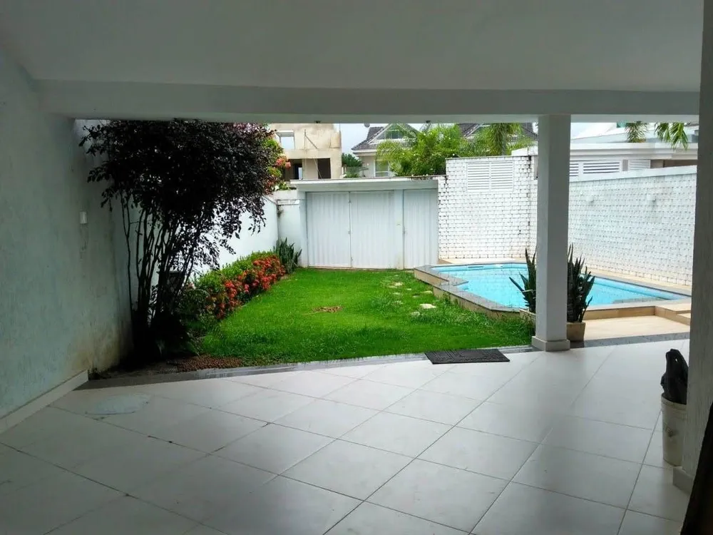 Casa, 4 quartos, 272 m² - Foto 2