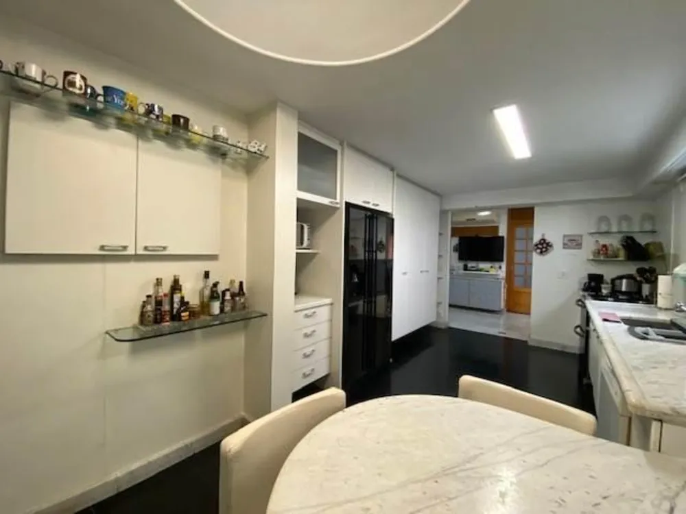 Apartamento, 4 quartos, 260 m² - Foto 17