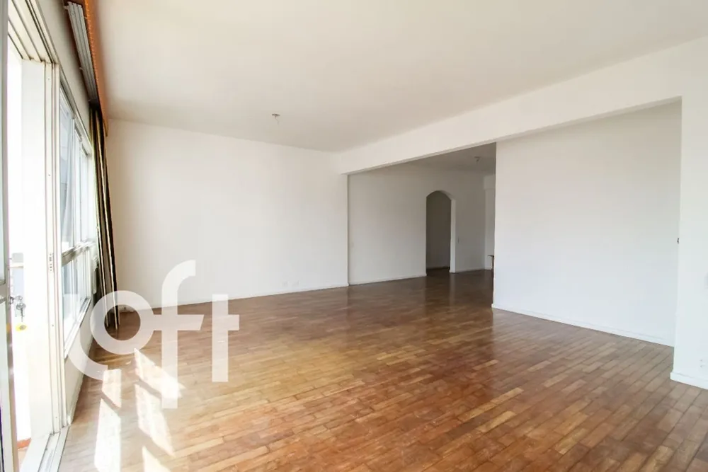 Apartamento, 3 quartos, 151 m² - Foto 2